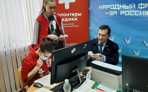 Пензенский политик Роман Амстиславский отметил деятельность волонтерского движения