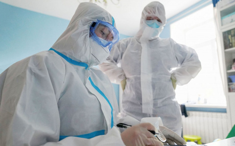 В Роспотребнадзоре озвучили сценарии развития пандемии COVID-19