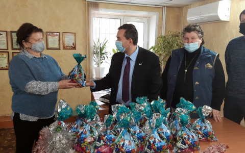 Роман Амстиславский поздравил пензенцев с ограниченными физическими возможностями с наступающим Новым годом