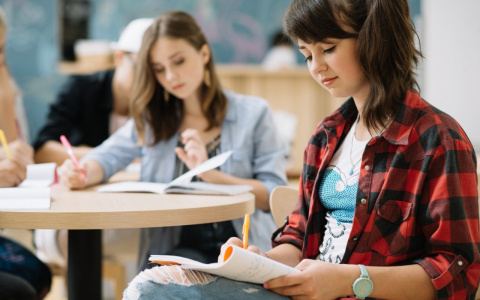 Экзамены отменят! Власти озвучили изменения в ОГЭ и ЕГЭ на 2021 год