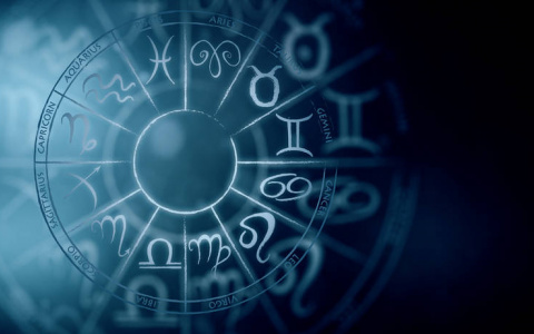 Неожиданный подарок для Дев, травмы - у Стрельцов: гороскоп на 31 декабря 2020 года