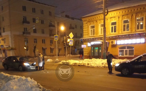 В Пензе произошло лобовое столкновение в Новый год