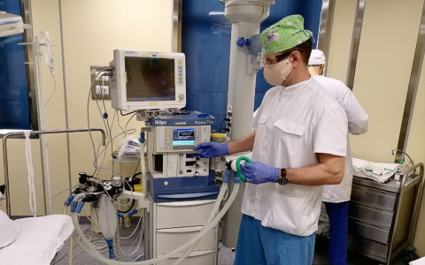 «Могут только ползти»: врачи рассказали, как легкая форма ковида превращает жизнь в ад