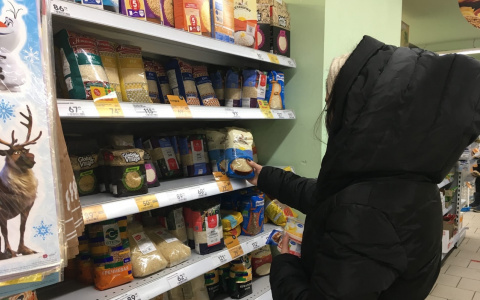 Жителей Пензы изумляет цена на сахар, масло и крупы