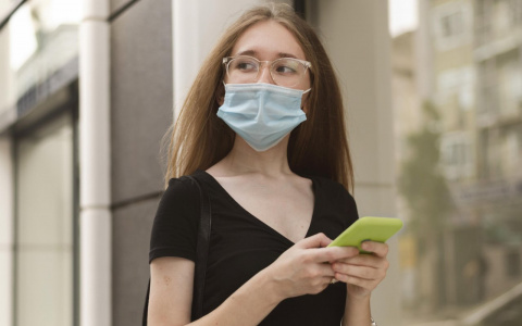 Глава Роспотребнадзора рассказала о сроках окончания масочного режима