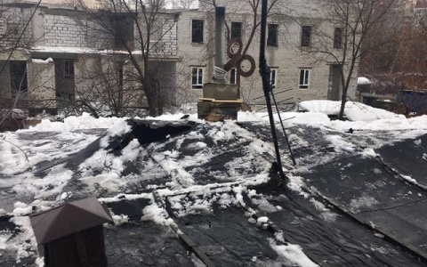 В Пензе ночью обрушилась крыша жилого дома