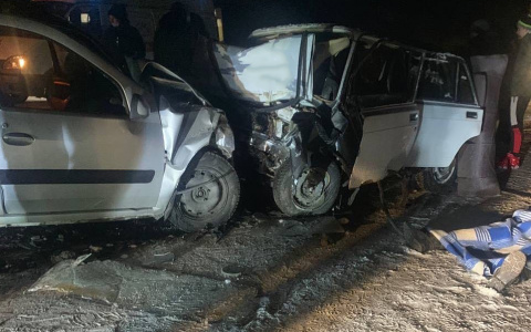 Стало известно, кто скончался в жуткой аварии под Пензой