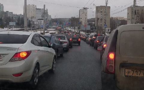 Пензенцев предупредили о гигантских пробках