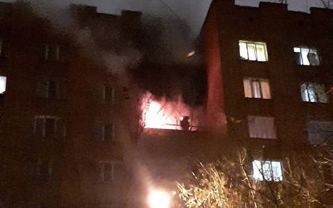 В Пензе очевидцы сообщили о сильном пожаре в Арбеково
