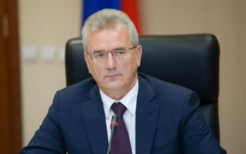 Источник: в доме у пензенского губернатора нашли 420 миллионов рублей