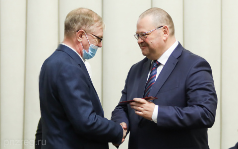 Новая «Старая гвардия»: Олег Мельниченко назвал выбранных советников в Пензенской области