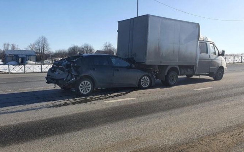 Под Пензой произошла жесткая тройная авария: фото
