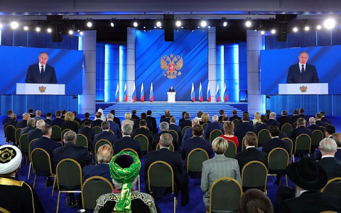 В основу предвыборной программы ЕР ляжет обращение Путина к Федеральному собранию