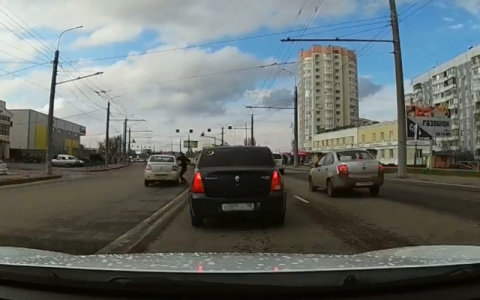 В Пензе накажут выехавшего на встречную полосу и попавшего на видео водителя