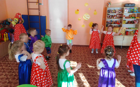 Олег Мельниченко дал новое распоряжение насчет утренников и выпускных в детских садах