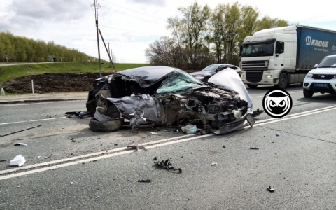 В жуткой аварии на трассе "Пенза-Тамбов" пострадали ребенок и мужчина