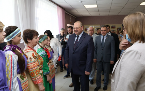 Олег Мельниченко рассказал о своей семье и домашних животных