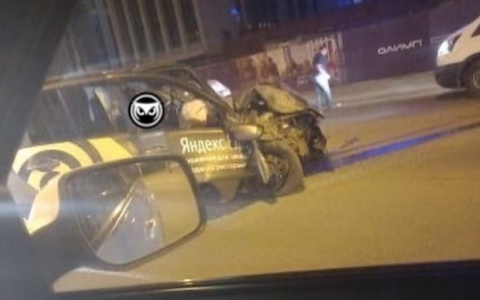 Пензу вновь потрясло жесткое ДТП с участием такси