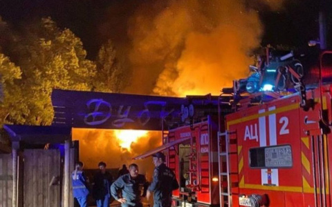 В пензенском МЧС сообщили подробности пожара в банном комплексе