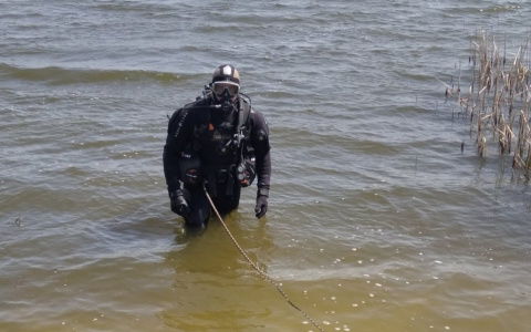В Шемышейском районе в водоёме спасатели обнаружили труп