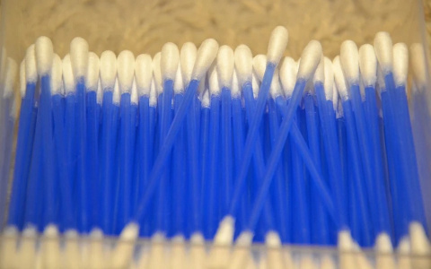Россию хотят оставить без трубочек и ватных палочек