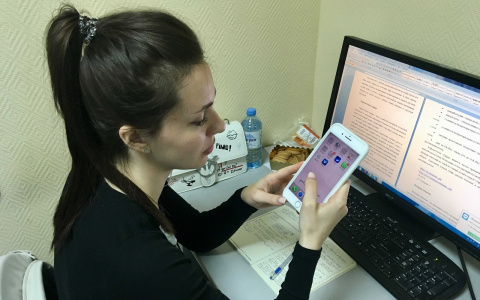 Этого нельзя допускать: назвали три ошибки при зарядке смартфона