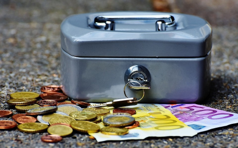 Часть российских семей лишится детских выплат из-за новых правил