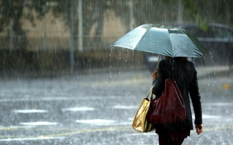 «Гроза не отступит»: синоптики сообщили прогноз погоды в регионе