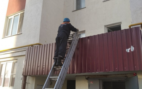 В селе Засечном девушка упала с седьмого этажа