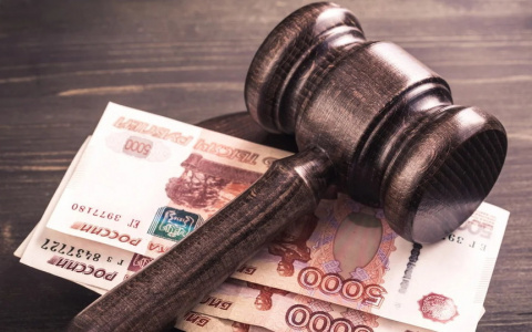 Пензенский суд обязал заплатить 600 тысяч рублей потерявшей руку на работе пензячке