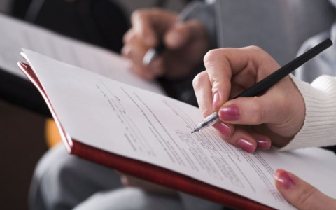 Пензячка из-за «финансовых трудностей» оформляла кредиты на других людей