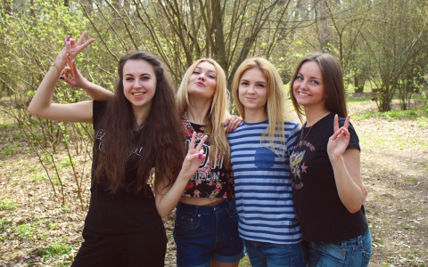 Гороскоп на 25 июня: Раки встретятся с прошлым, а Стрельцов посетит вдохновение