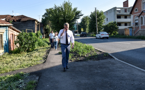 Мэр Лузгин выехал на улицу Гоголя, когда о провале на ней узнал Мельниченко