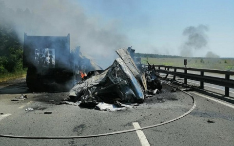 Пензенец погиб в жесткой аварии на трассе под Рязанью
