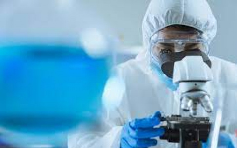 Эксперт рассказал, когда заболеваемость COVID-19 пойдет на спад