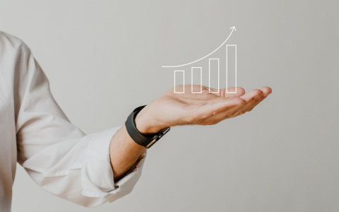 Центробанк резко повысил ключевую ставку: к чему это приведет