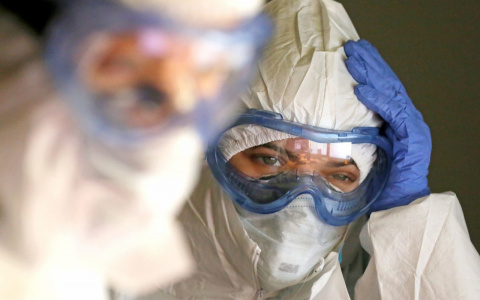 Опасно: новый вид коронавируса путают с простудой