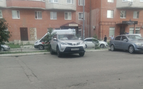 Следователи проверяют обстоятельства смерти пензенца, выпавшего из окна