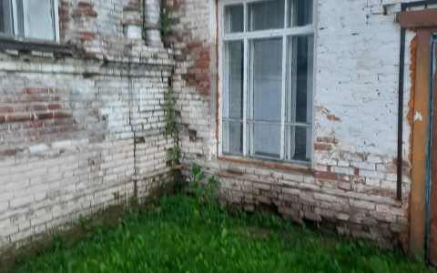 Обратный отсчет до трагедии в школе: жители Пензенской области просят помощи у властей