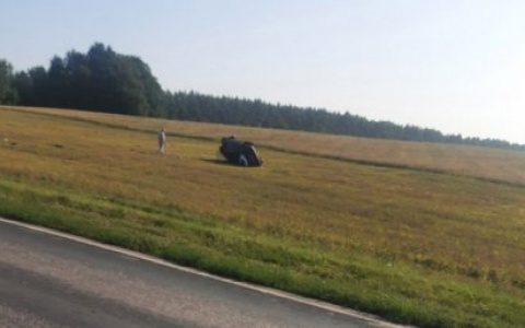 В Пензенской области автомобиль вылетел с трассы на десятки метров