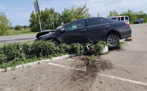 Стало известно, кто пострадал в жесткой аварии в Сердобске