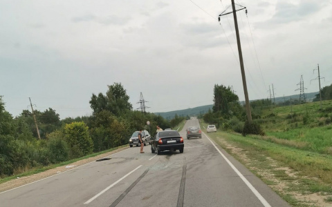 Очевидцы опубликовали видео с места аварии на дороге «Пенза – Шемышейка»