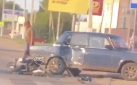 В Пензенской области мотоциклист протаранил ВАЗ