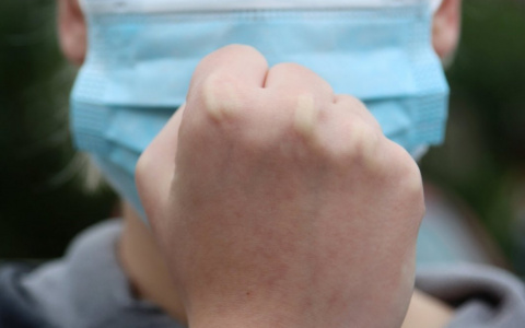 В Пензенской области мужчина лишился денег, оказав внимание чужой девушке