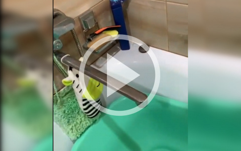 Пензячка с младенцем на руках борется с коммунальщиками