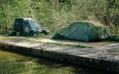 В пензенском водоеме нашли потонувший автомобиль