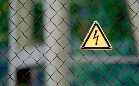 В Каменском районе 25-летний мужчина скончался при установке видеооборудования