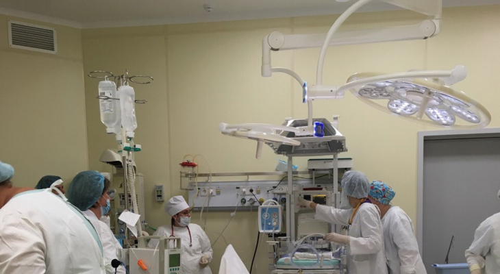 В Пензе врачи спасли жизни двух мам и новорожденных двойняшек
