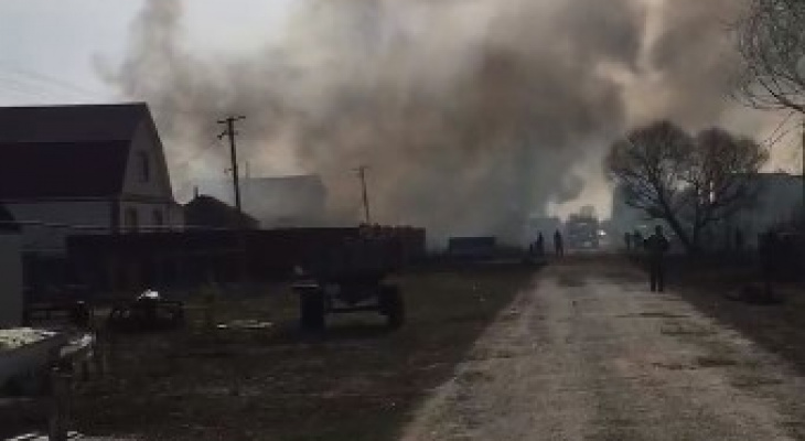 В Пензенской области сгорело три дома из-за сжигания травы