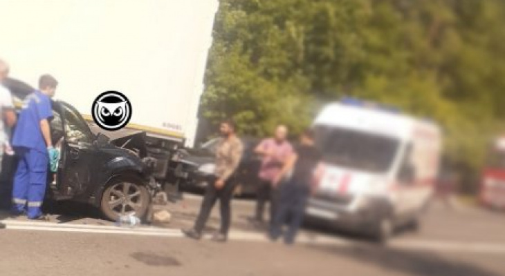 На выезде из Пензы произошла серьезная авария: на месте работали врачи «Скорой»